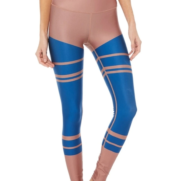 ALO Yoga Pants - ALO high waist airlift leggings